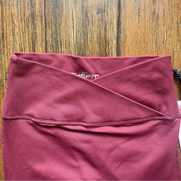 SHEFIT Seamless Leggings in Black Cherry - Picture 10 of 12